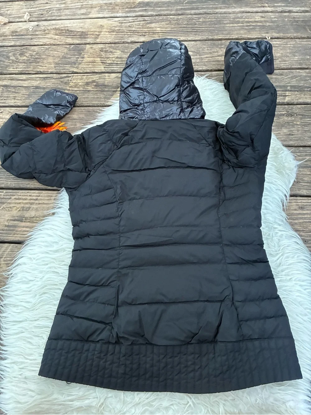🌺HP🌺LULULEMON Black Hooded Puffer pullover- Lightweight Quilted size 4